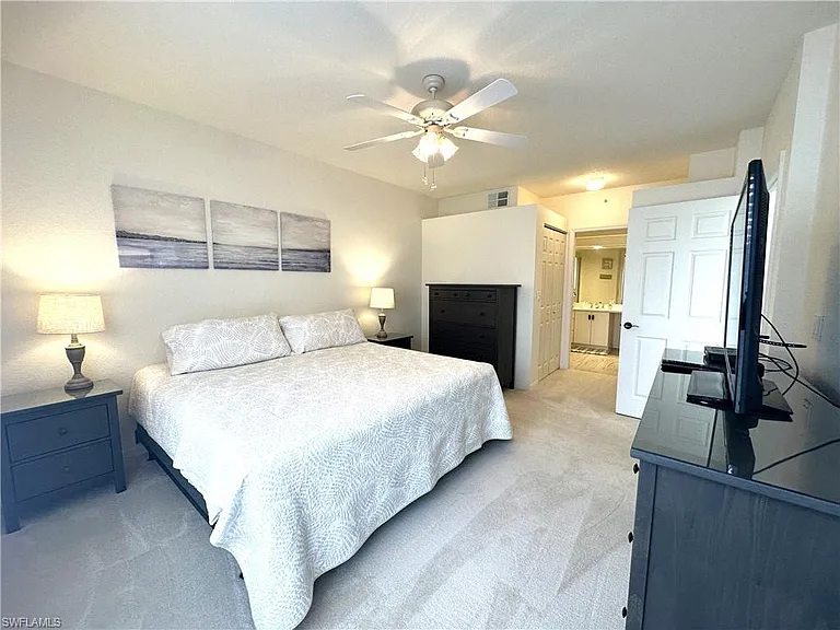 6816 Satinleaf Rd S #102 — Photo 15
