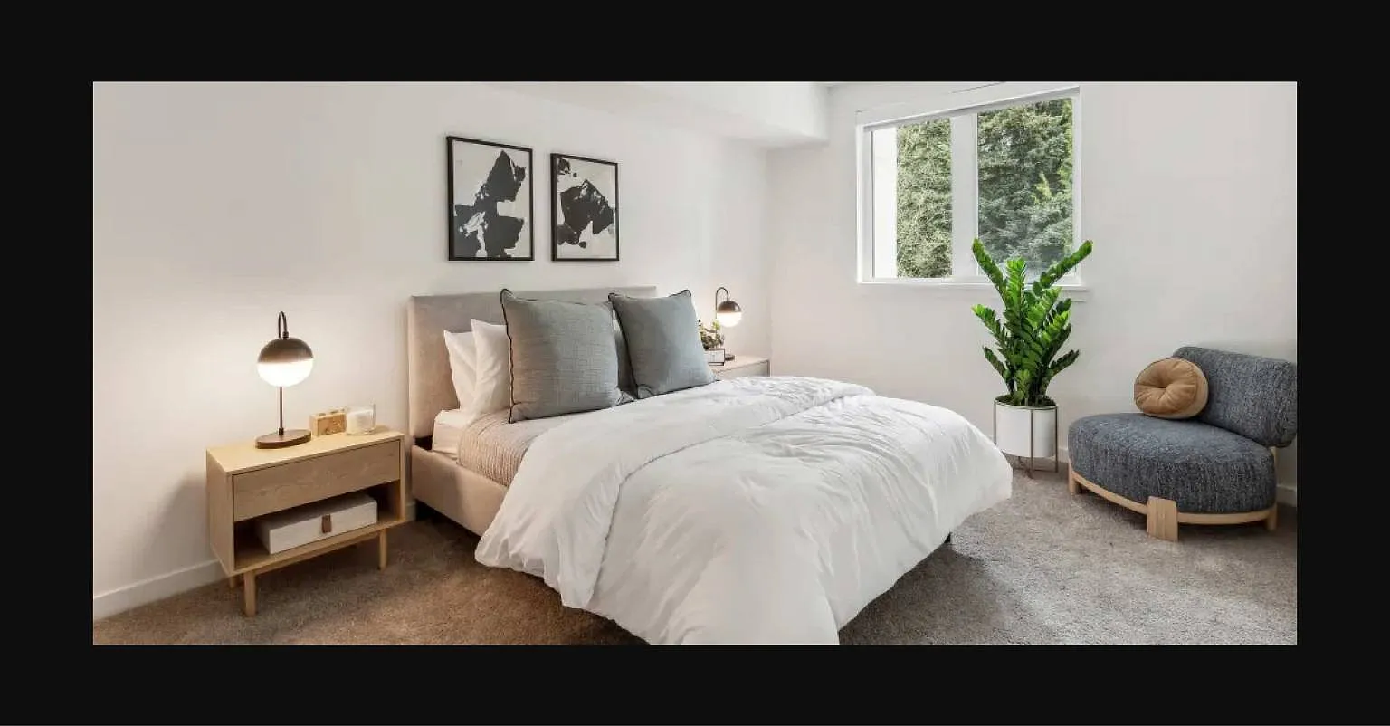 Traxx Apartments — Photo 3