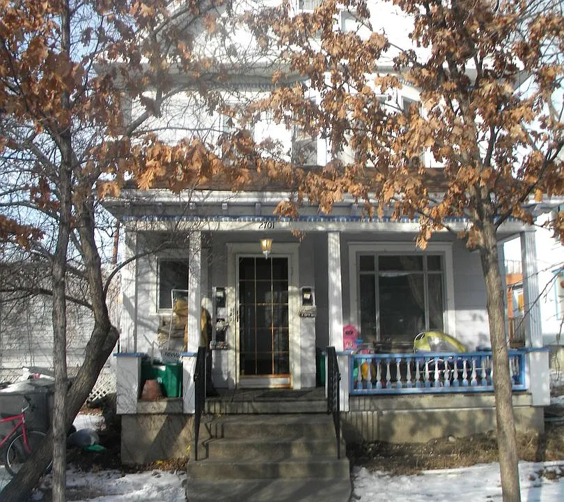 2701 Delaware St SE