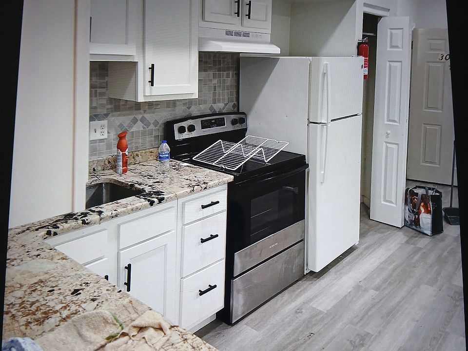 1st image of 131 E Philadelphia Ave APT 303