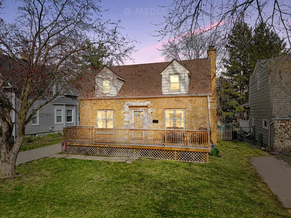 728 N 9th St, Dekalb, IL 60115