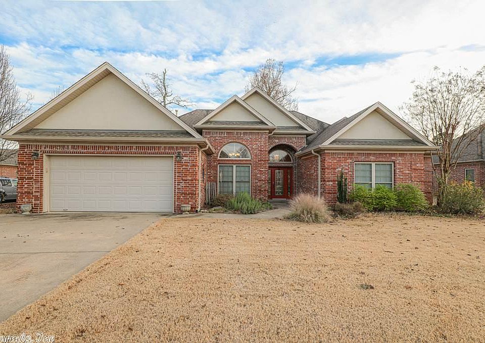1st image of 2923 Shadow Creek Dr