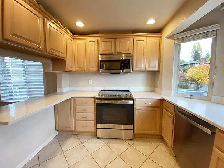 New countertop and new appliances