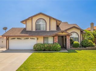 1667 W Sunnyview Dr, Rialto, CA 92377