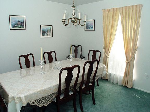 Formal dining room