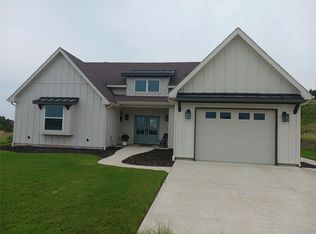 3695 Beacon Lake Dr, Bluff Dale, TX 76433