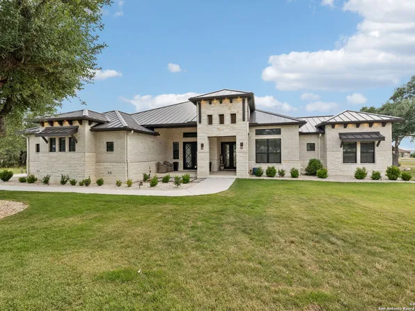 406 Arthur Ct, Spring Branch, TX 78070