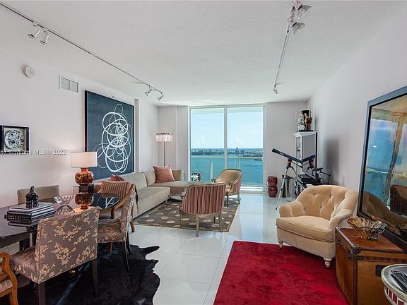 2nd image of 1900 N Bayshore Dr APT 4202