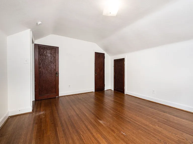 1501 Clayton Ave #B — Photo 22