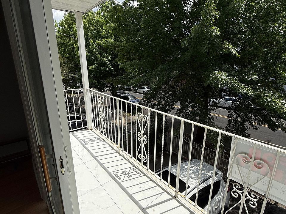 1st image of 343 Sussex Ave #1