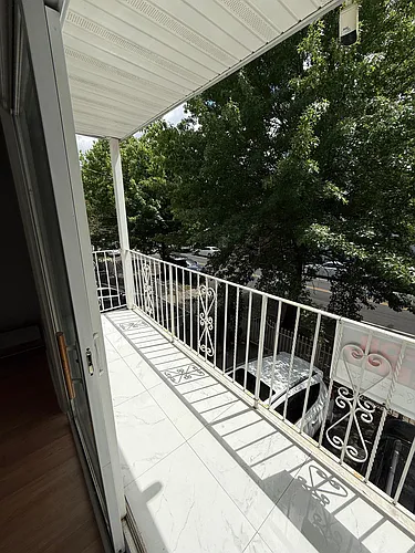 343 Sussex Ave #1 Photo 1