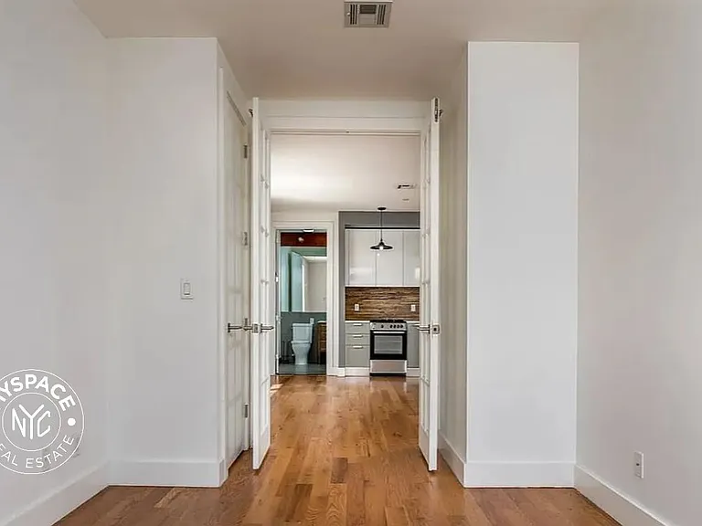 869 Park Ave #5C — Photo 5