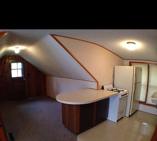 317 W Chamberlin St #2 — Photo 2