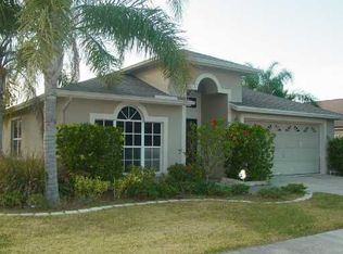 2038 Elk Spring Dr, Brandon, FL 33511