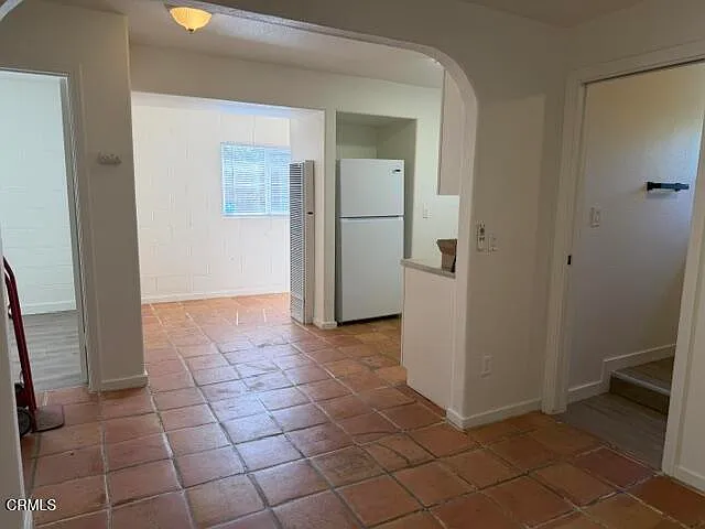 2 bed, 1.0 bath, 800 sqft, $2,600 — Photo 3