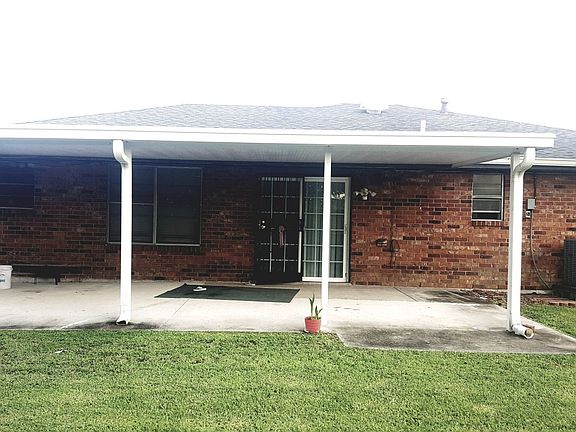 2nd image of 13027 Chateau Ct