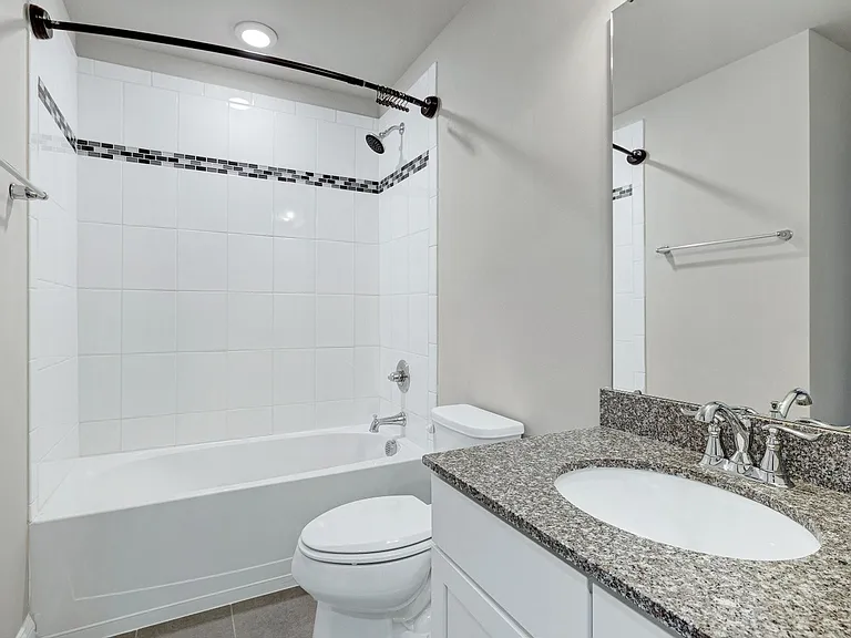 1038 Brownsmith Dr — Photo 11