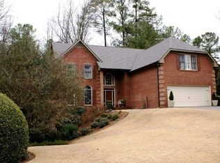 915 Manchester Pl, Sandy Springs, GA 30328