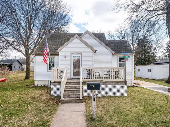 421 East Broadway STREET, Viroqua, WI 54665