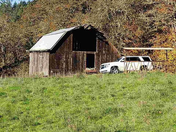 3rd image of 732 Amelia Ave Lot 802