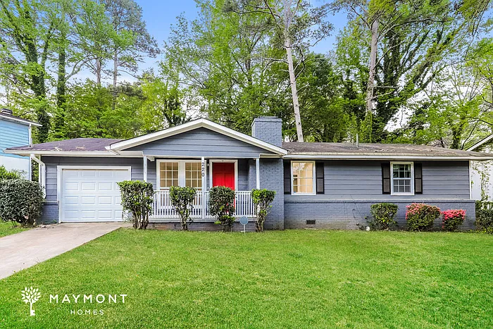 220 Creekwood Ln