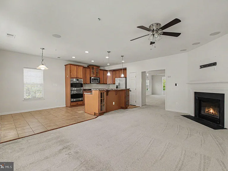 15131 Leicestershire St — Photo 9
