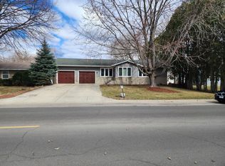 810 18th St SE, Owatonna, MN 55060