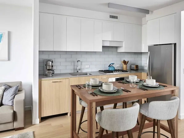 10 Halletts Point image 12 of 68