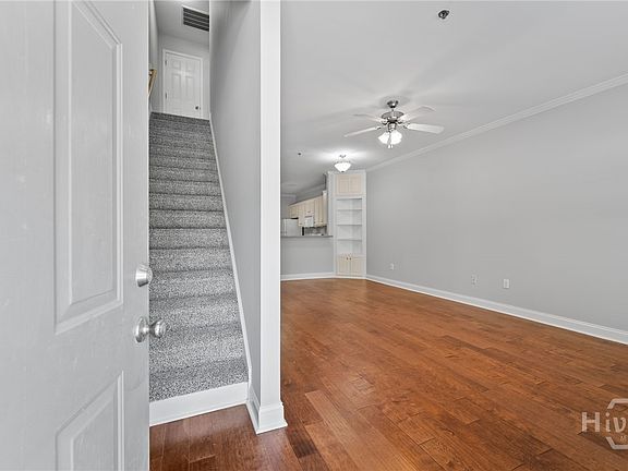 3rd image of 460 Barnett Shoals Rd APT E-3