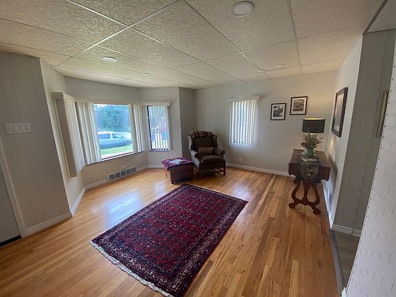 2nd image of 2734 W 98th Pl