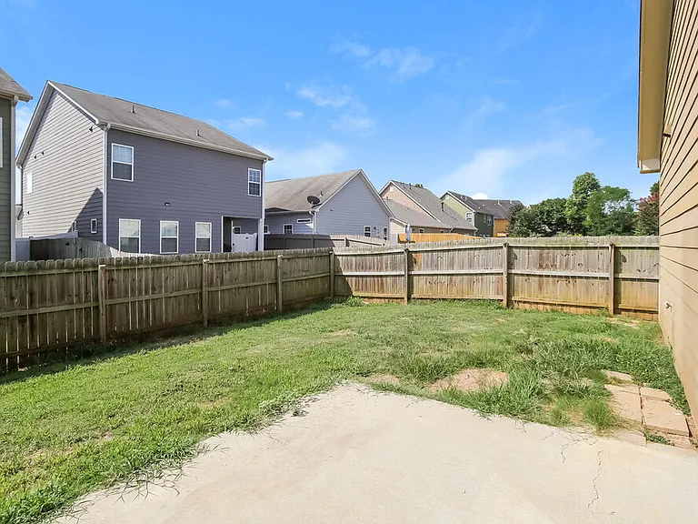 13 Samuel Way NW — Photo 15