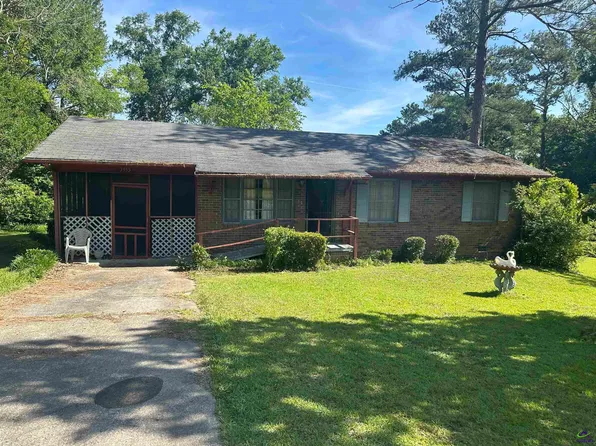 3353 W Victory Ct, Macon, GA 31211