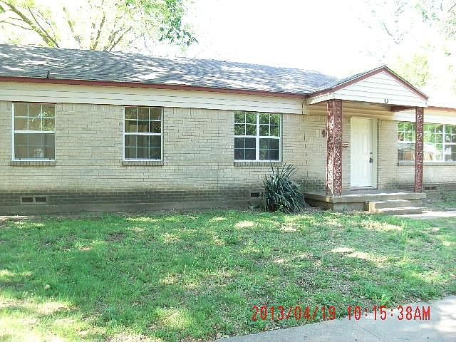 1st image of 410 W 14th St