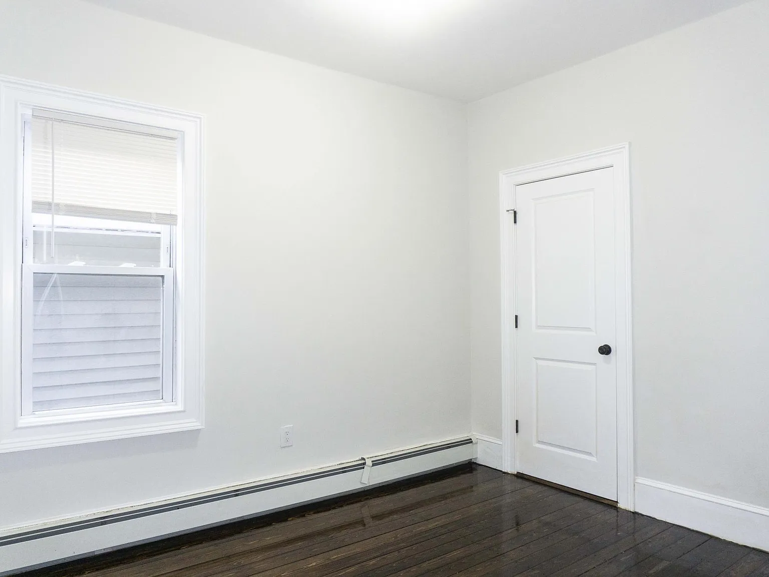 3 bed, 9999 sqft, $3,750 — Photo 4