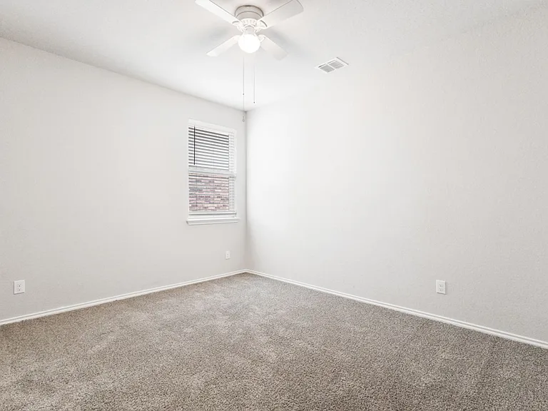 5042 Italica Rd — Photo 16