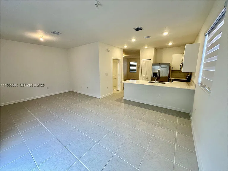 2867 SE 25th Ter — Photo 24