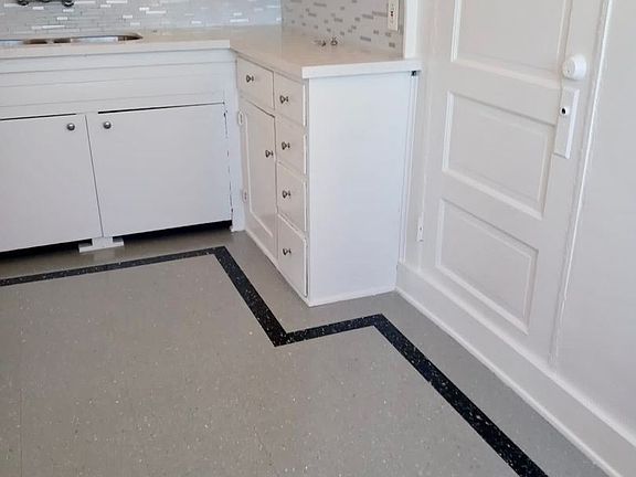 5th image of 1118 Mohawk St #11487229