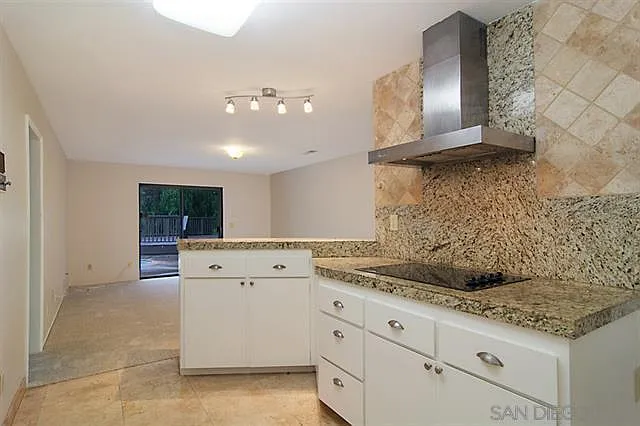 5805 Honors Dr — Photo 12