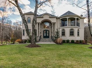 131 Rolling Hill Dr, Millington, NJ 07946
