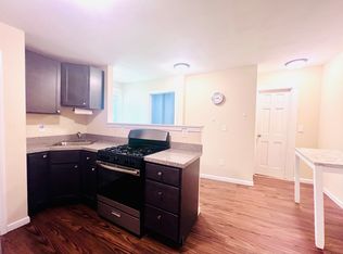 93 Broad St #2E, East Hartford, CT 06118