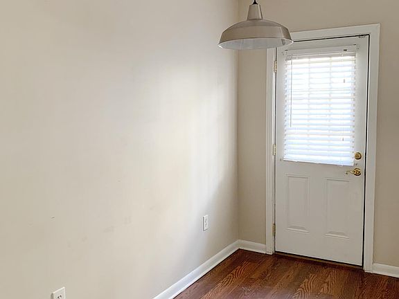 4th image of 2137 Park St Unit 1