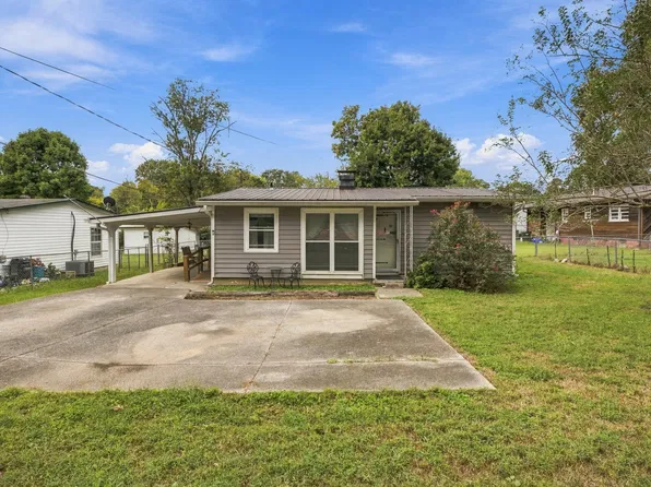 705 Burchfield Ave, Dalton, GA 30721