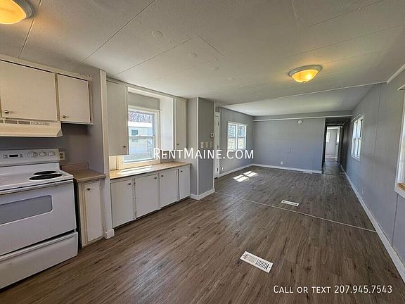 3rd image of 24 Park Dr