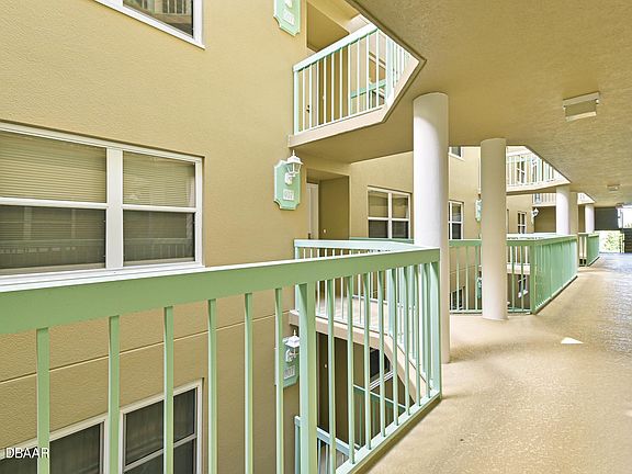2nd image of 4 Oceans West Blvd APT 407A