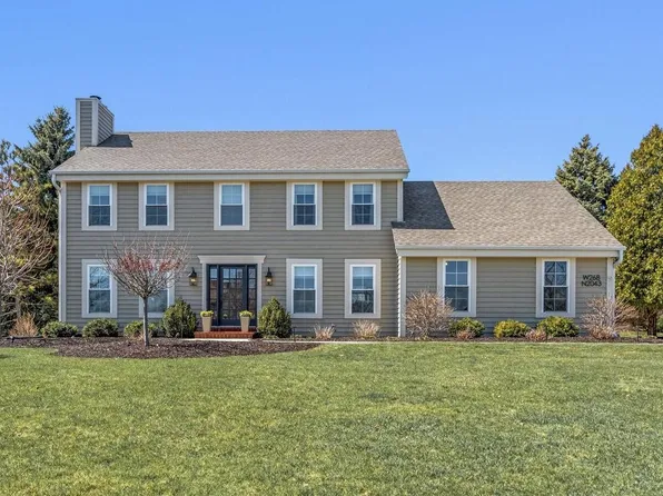 W268N2043 Shooting Star ROAD, Pewaukee, WI 53072