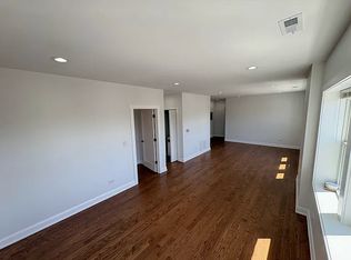 3759 N Kimball Ave #Basement, Chicago, IL 60618