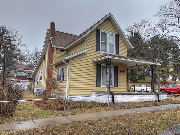 2nd image of 201 W Oakridge Ave