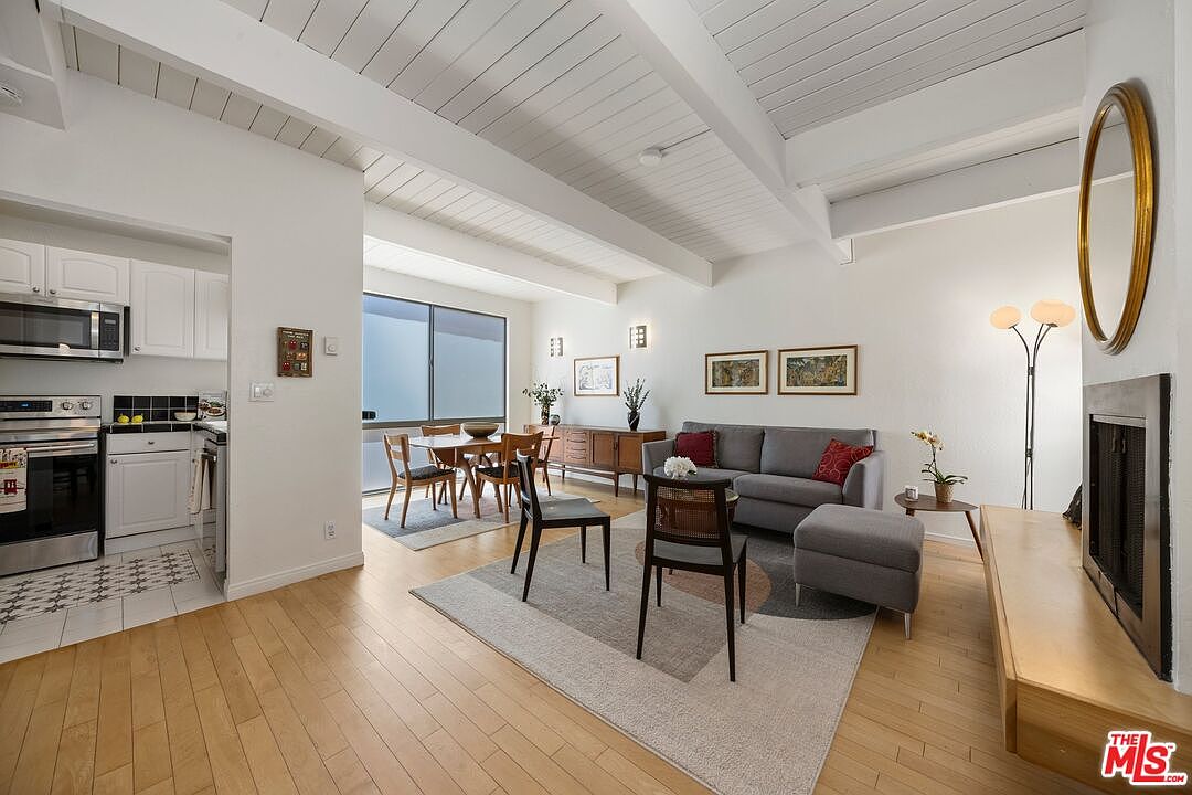 3101 5th St APT 8, Santa Monica, CA 90405 | Zillow