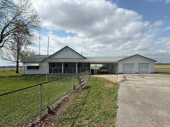 8141 N State Rd #67, Edwardsport, IN 47528