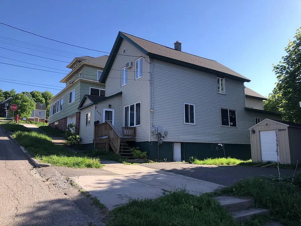 204 Quincy St